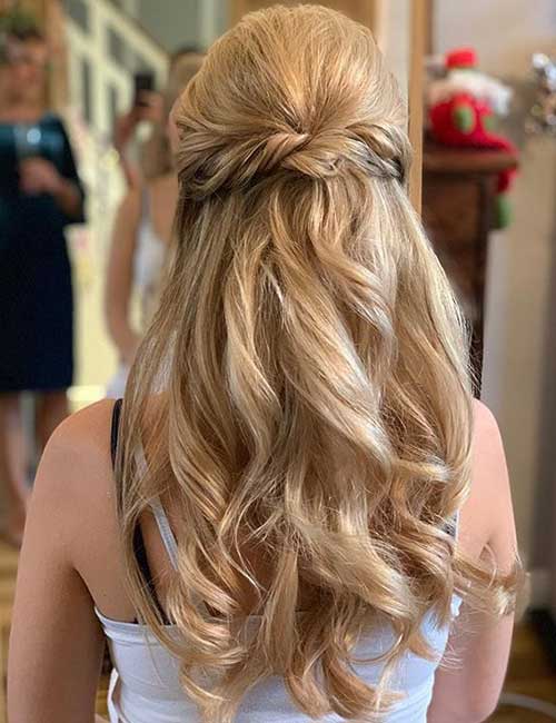 Details more than 151 dressy hairstyles for curly hair super hot