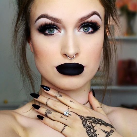 black velvet Black Lipstick Looks social ornament