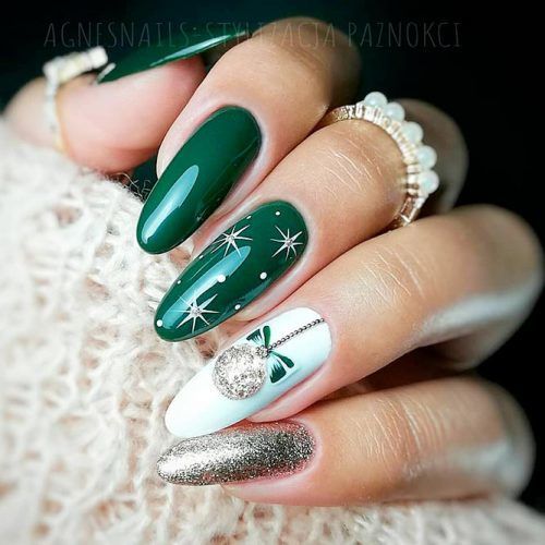 Green Christmas nails