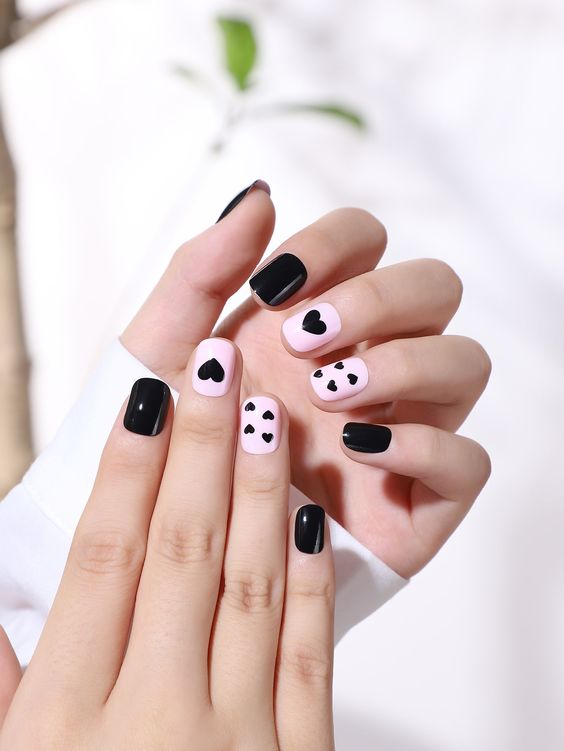32 Classy Short Nail Design Ideas That Are Easy To Recreate