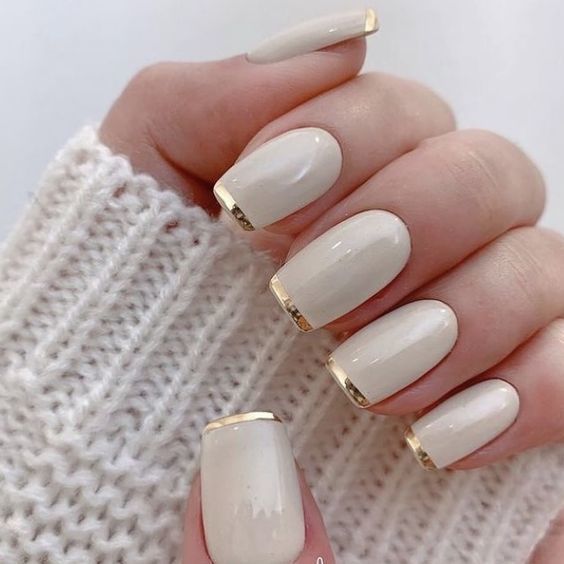 elegant classy short nail designs