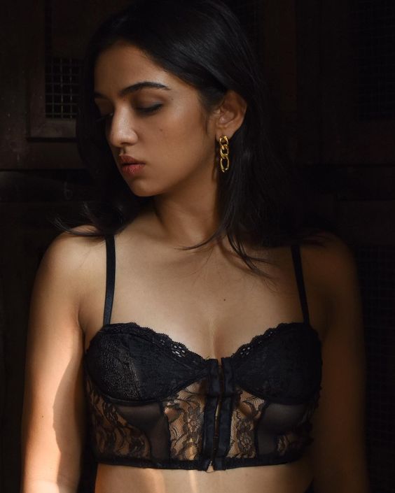 Ahsaas Channa sexy